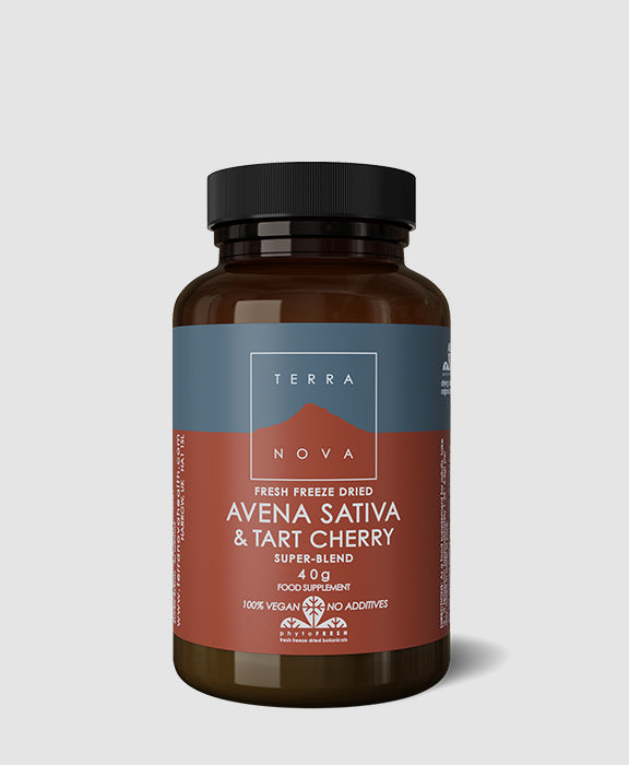 Terranova Avena Sativa & Tart Cherry: Amber bottle of Terranova Avena Sativa & Tart Cherry super-blend food supplement, featuring a label with branding, PhytoFresh logo, and text indicating it is a 40g 100% vegan, additive-free supplement containing fresh freeze-dried botanicals.