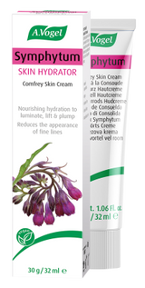 A.Vogel Symphytum Comfrey Skin Hydrator, a nourishing skin cream designed to luminate, lift, plump, and reduce the appearance of fine lines, shown in its product box alongside the tube.