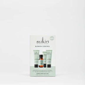 A tube of Sukin For Men Face Scrub powered by ceramide and bamboo ($125\text{ml}$).
